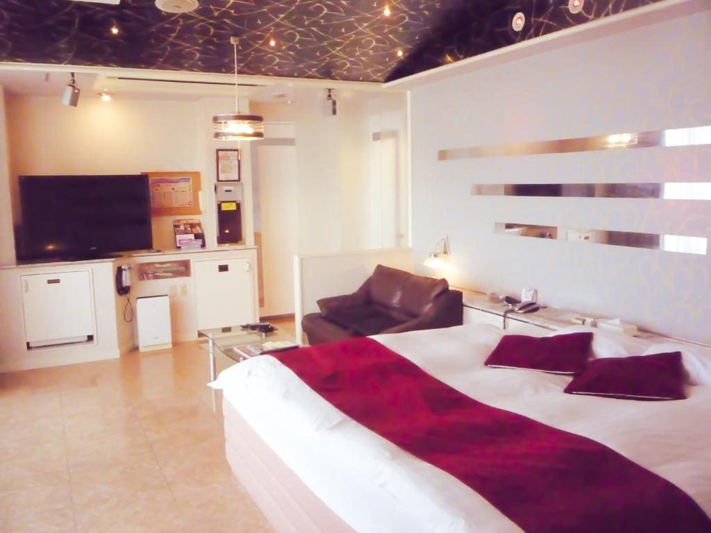 Deluxe Room - Smoking room - Image 2