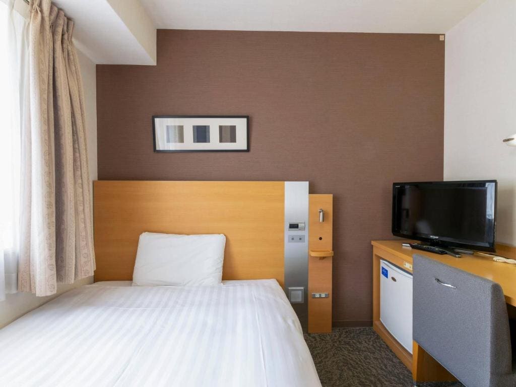 Standard Twin Room - Non-Smoking room - Image 3