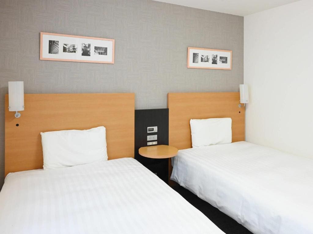 Double Room - Non-Smoking room - Image 2