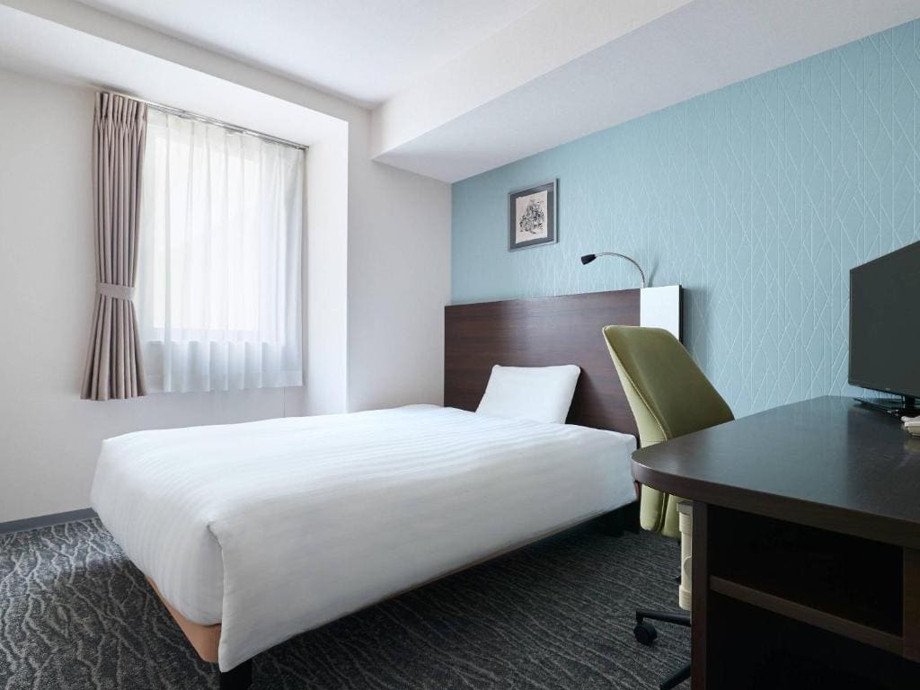 Standard Double Room - Non-Smoking room - Image 2