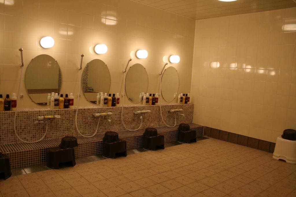 Double Room - Non-Smoking room - Image 2
