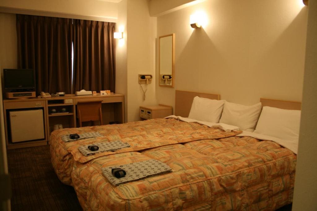 Twin Room - Smoking room - Image 2