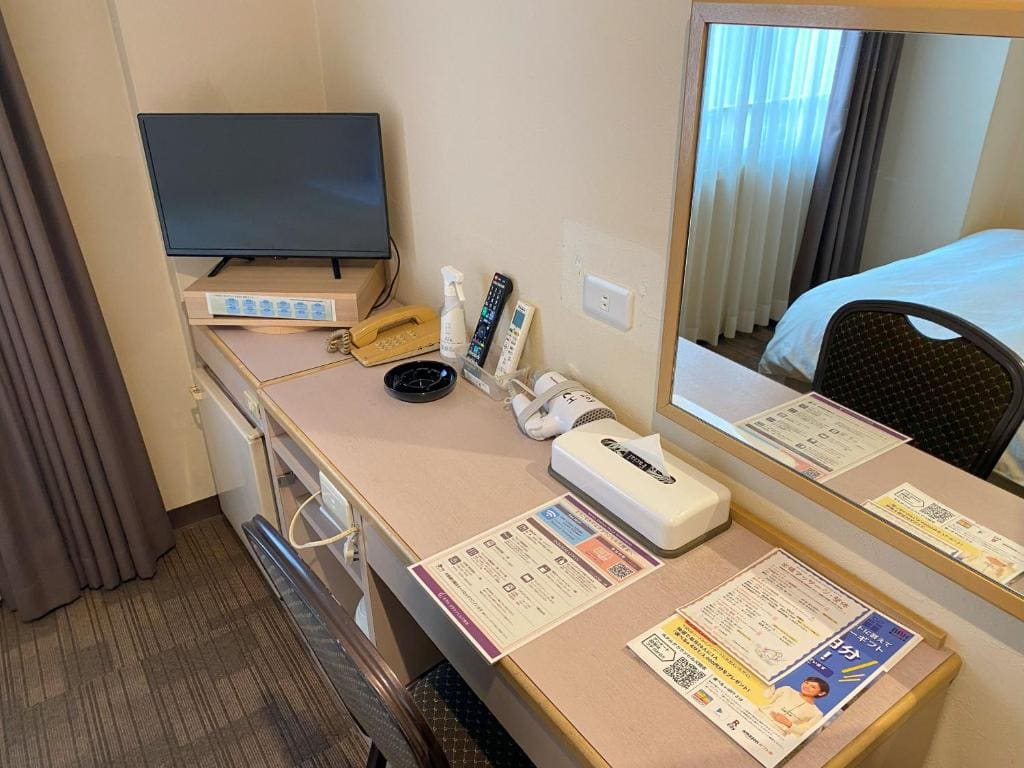 Double Room with Small Double Bed - Non-Smoking room - Image 2