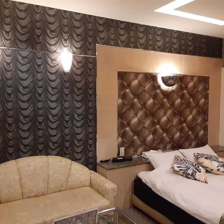 King Room room - Image 1