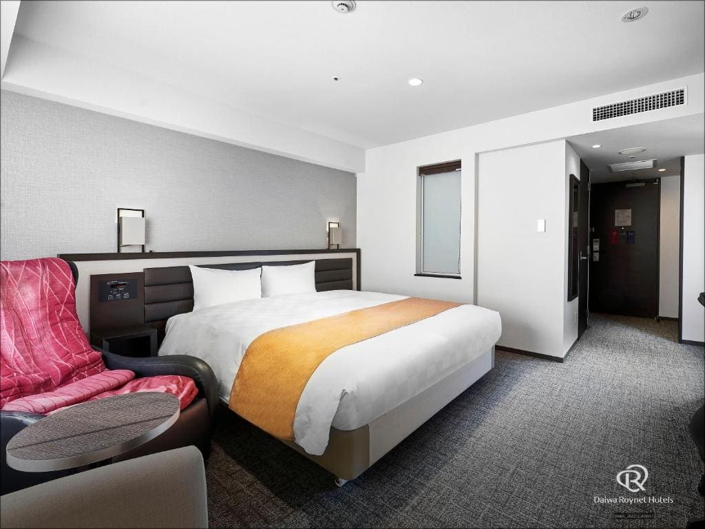 Deluxe Queen Room - Non-Smoking room - Image 1