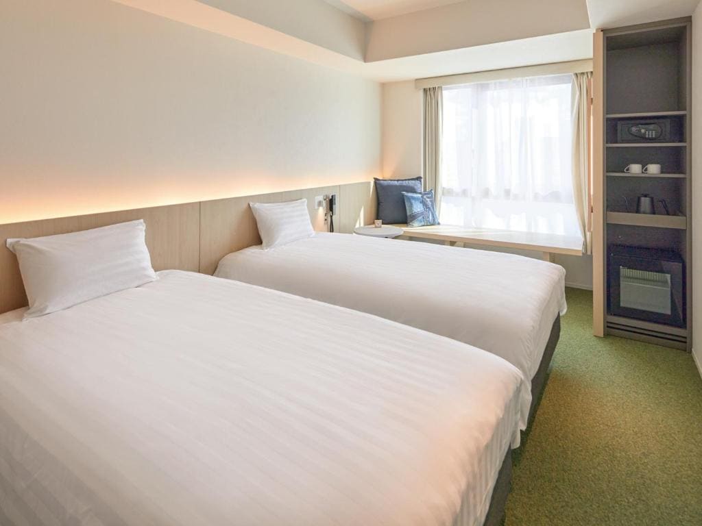 Standard Twin room - Image 3