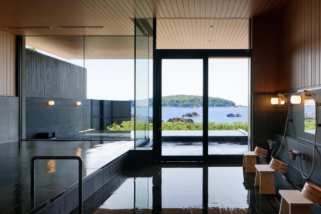 King Room with Ocean View room - Image 2