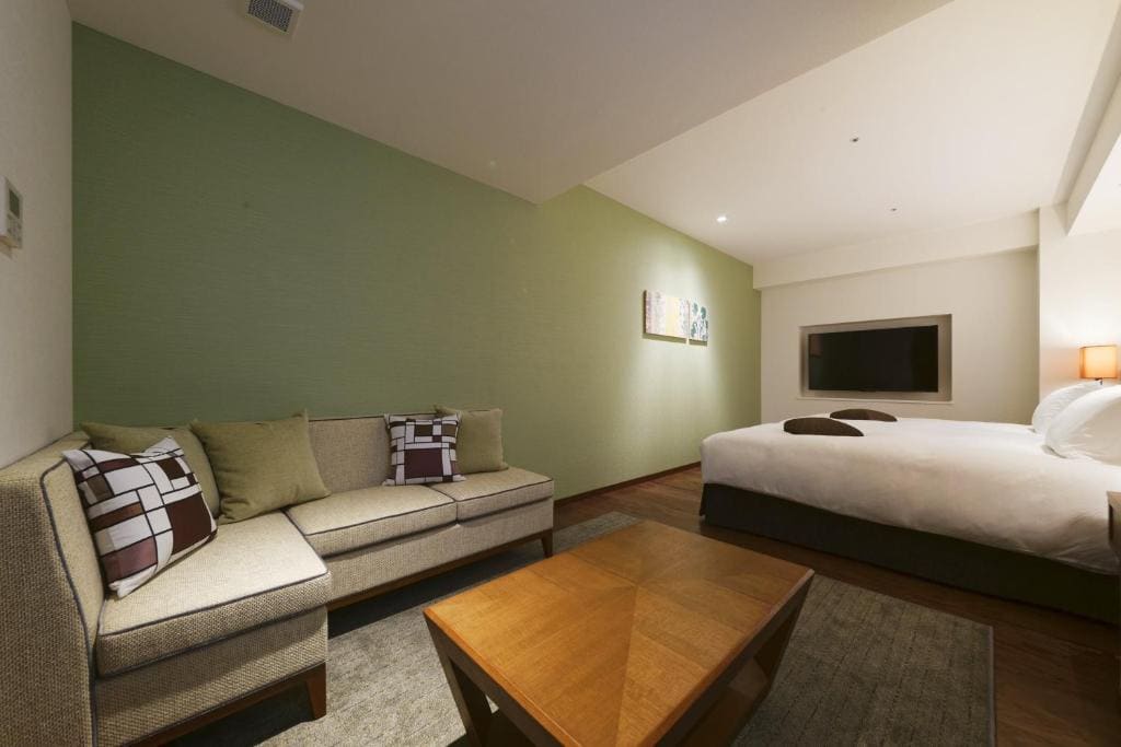Superior Double Room (1 Adult) - Non-Smoking room - Image 3
