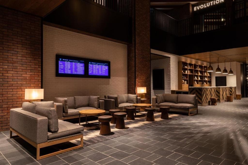 Premium Twin Room room - Image 3