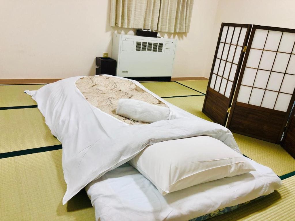 Bed in 6-Bed Female Dormitory Room room - Image 2