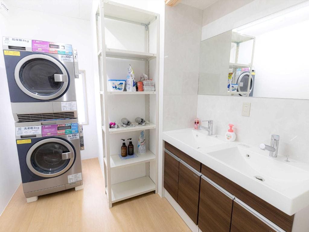 Standard Twin Room room - Image 1