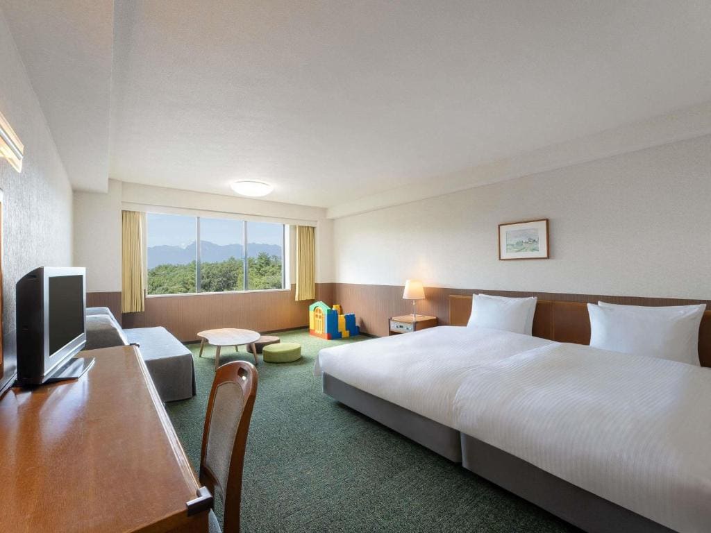 Classic Room with Two Single Beds and One Sofa Bed room - Image 1