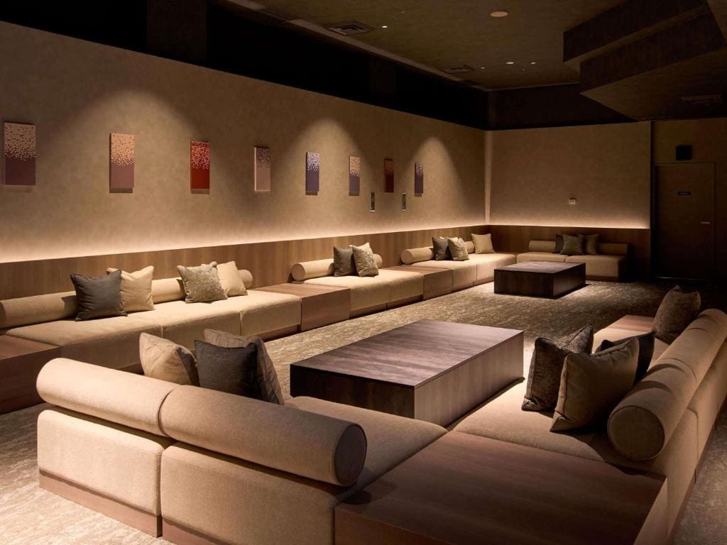 Japanese-Western Style Standard Room with Two Single Beds and Two Futon Beds room - Image 3