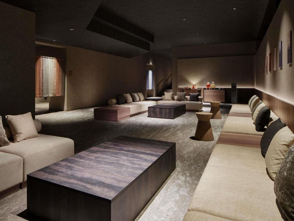 Classic Japanese-Western Room with Two Single Beds and Three Futon Beds room - Image 2