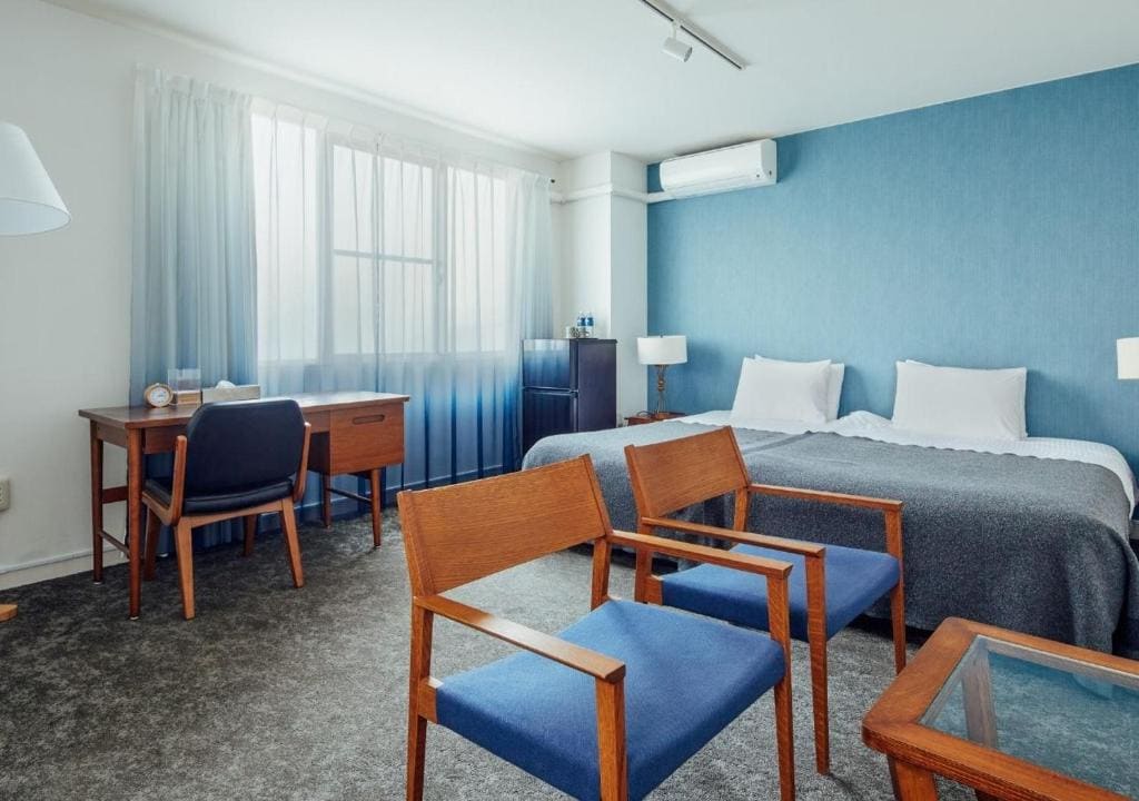 Theater Superior King or Twin Room with Private Bathroom room - Image 2