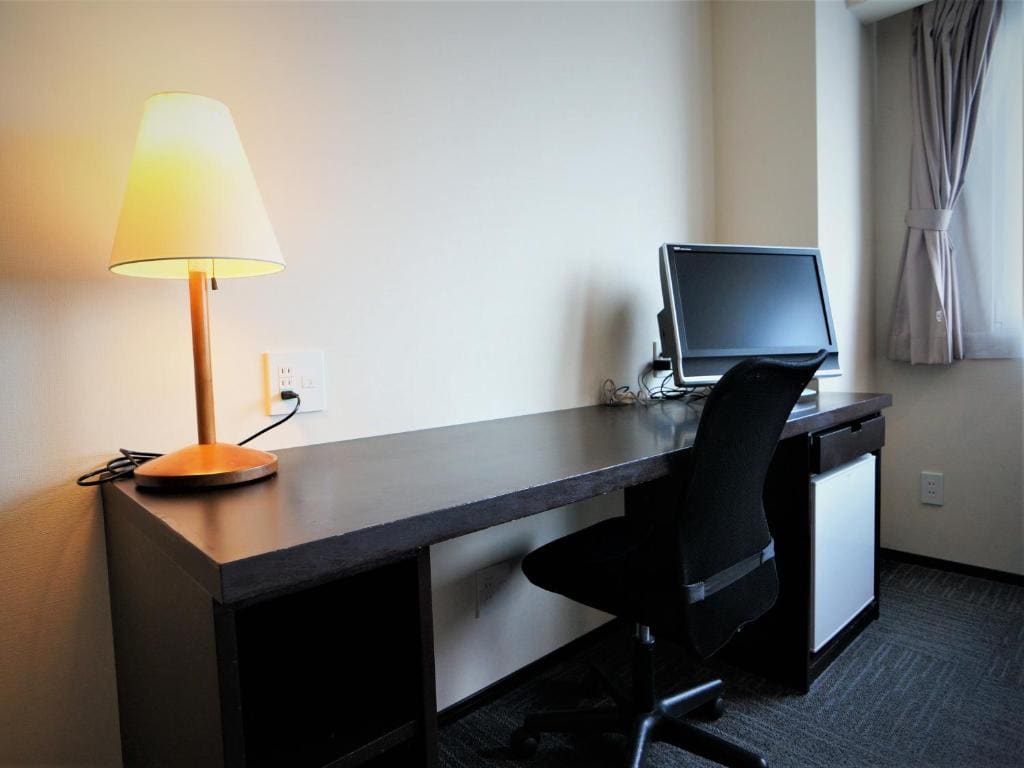 Twin Room - Non-Smoking room - Image 2
