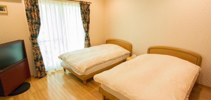 Villa room - Image 2