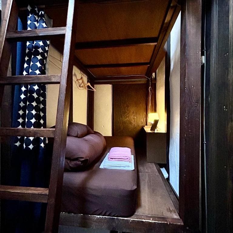 Single Bed in Female Dormitory Room room - Image 3