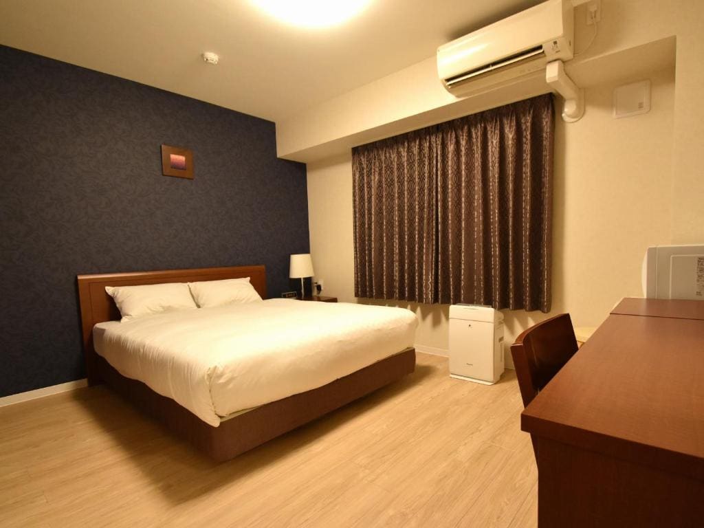 Double Room - Non-Smoking room - Image 2