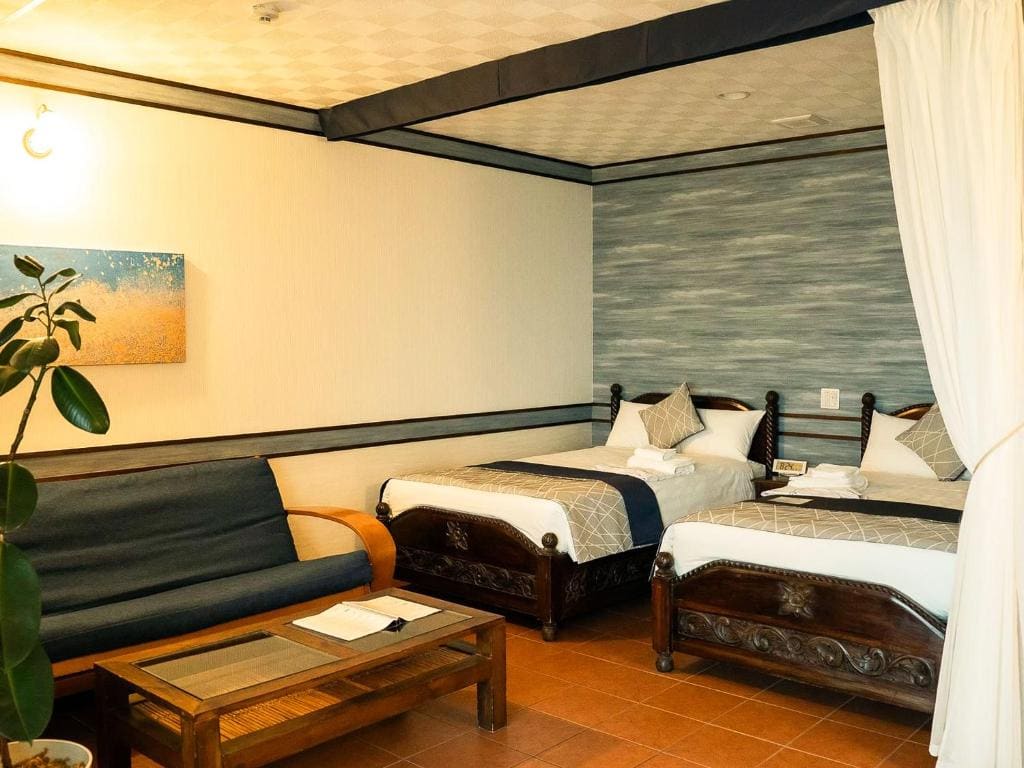Twin Room with Sea View room - Image 1