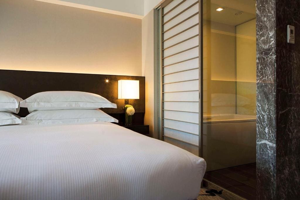 Premium Twin Room room - Image 2