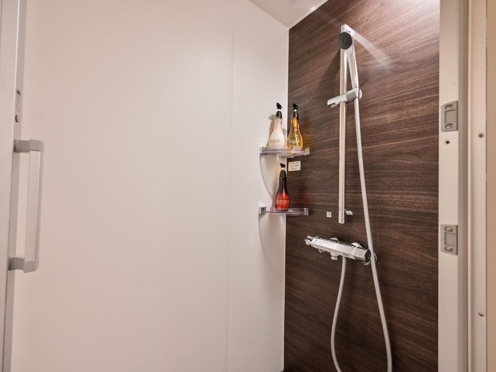Quadruple Room room - Image 1