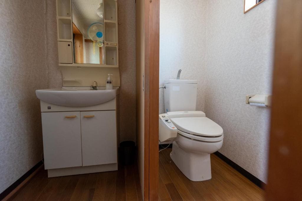 Quadruple Room room - Image 1