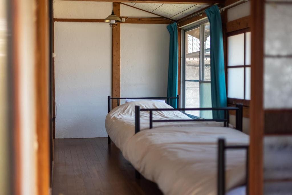 Quadruple Room room - Image 2
