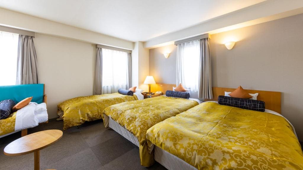 Quadruple Room room - Image 1