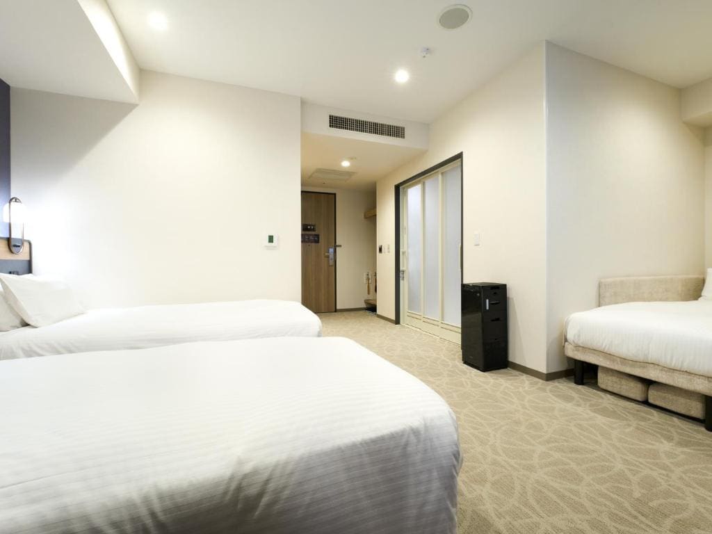 Standard Twin Room with Lounge Access - Non-Smoking room - Image 1