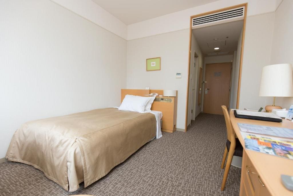 Single Room - Non-Smoking room - Image 1