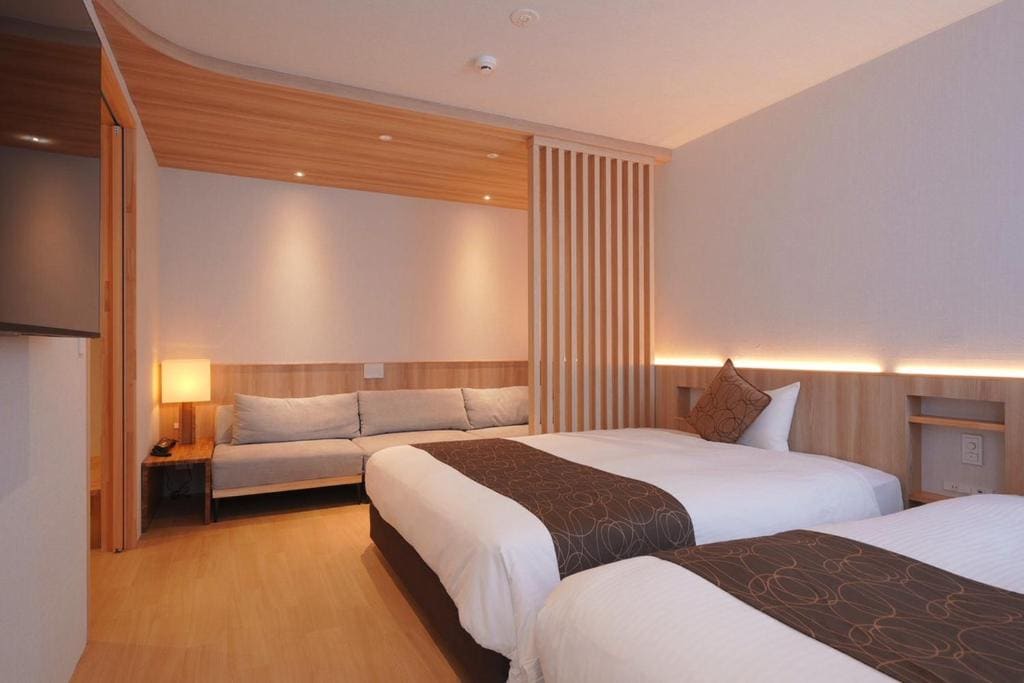 Superior Twin Room with Sauna room - Image 1