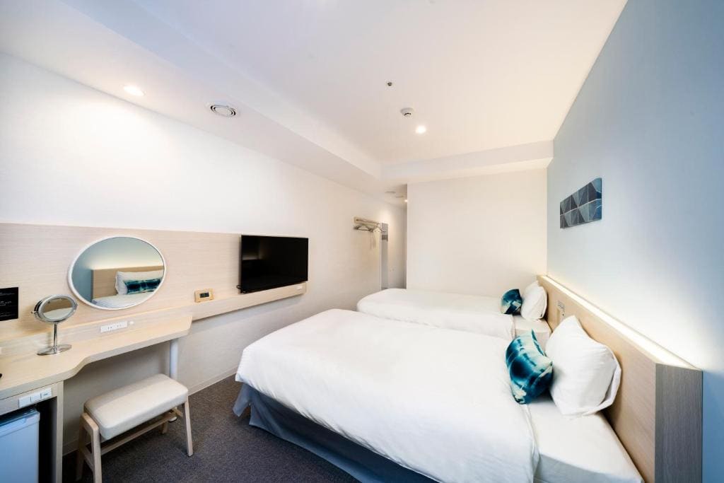 Standard Twin Room room - Image 2