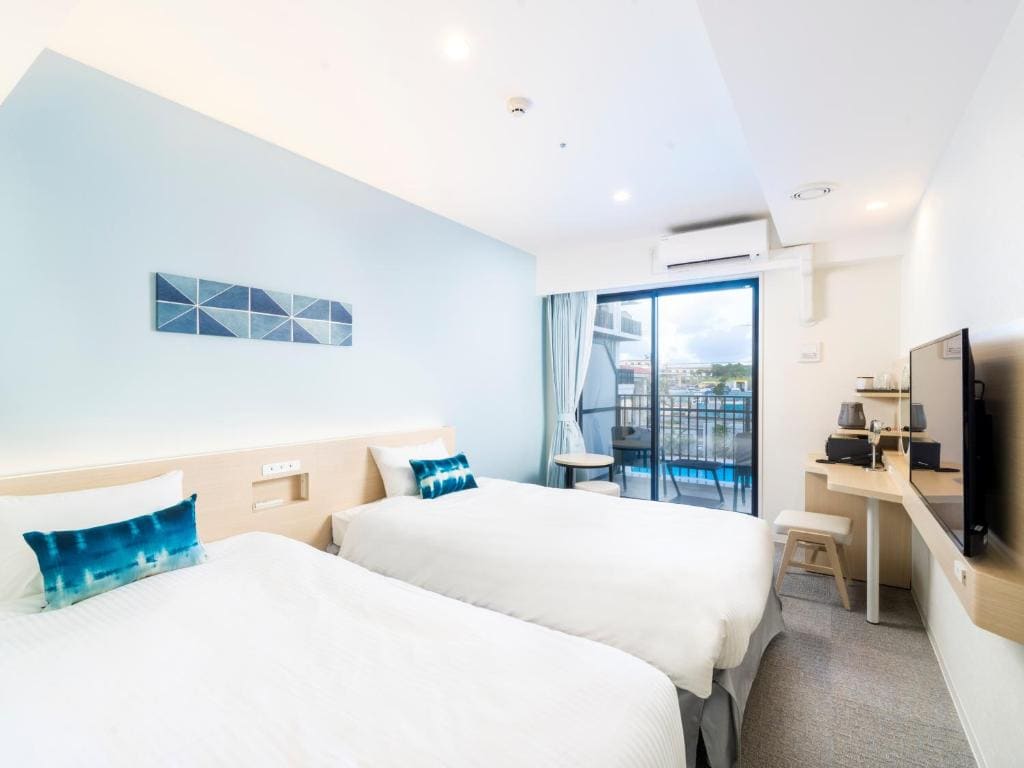 Superior Twin Room room - Image 2