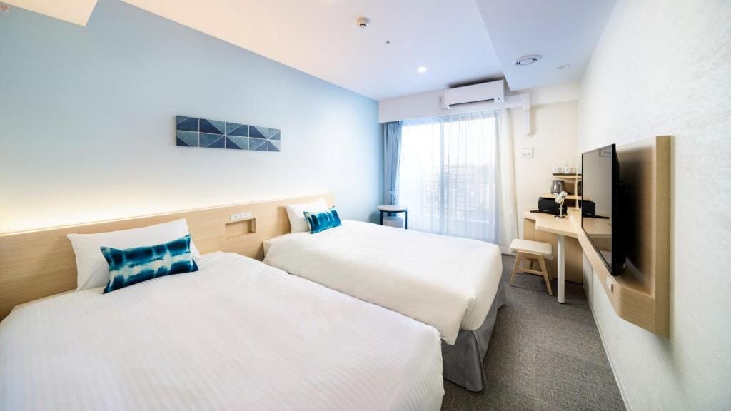 Superior Twin Room room - Image 1