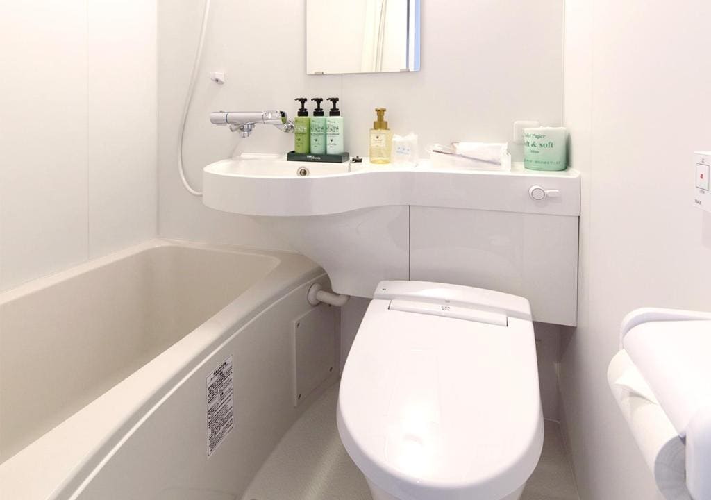 Single Room - Smoking room - Image 2