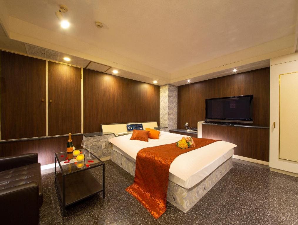 Economy Double Room room - Image 2
