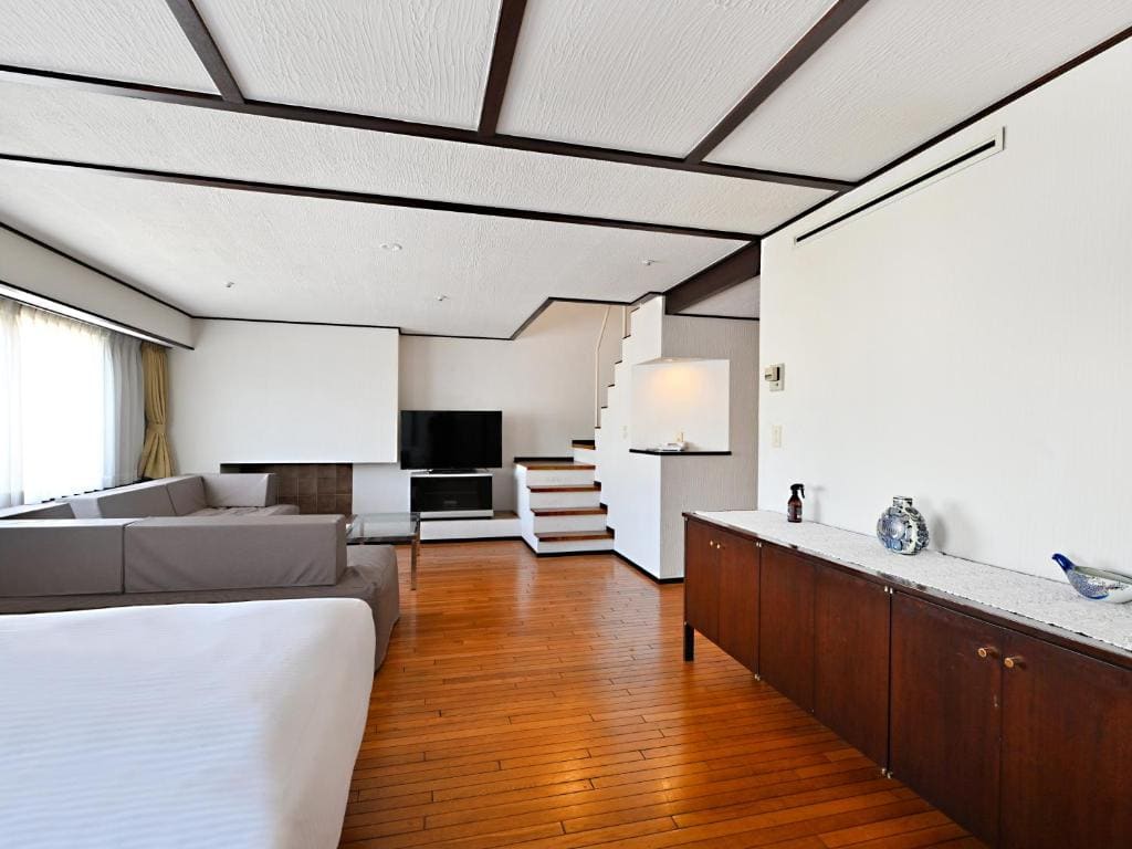Suite room - Image 2