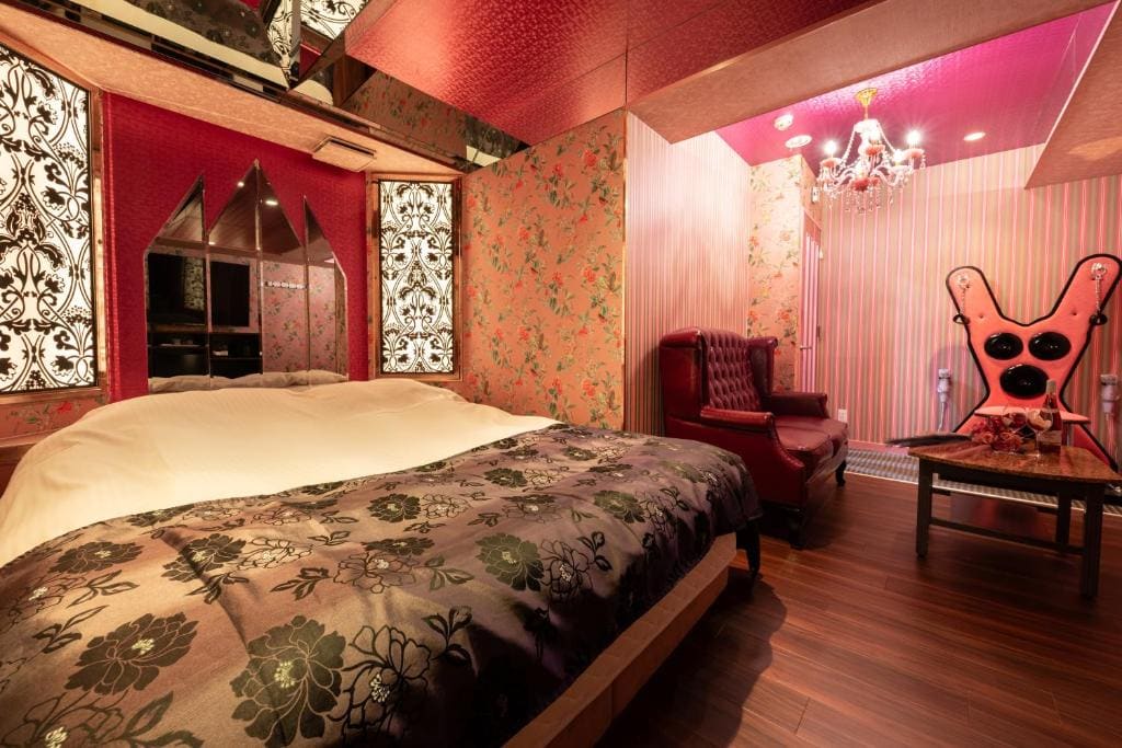 Double Room with Private Bathroom room - Image 2