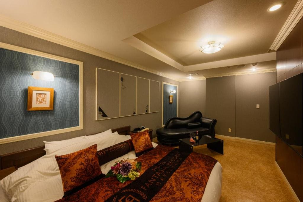 Deluxe Room with Partial Seto Inland Sea View - Non-Smoking room - Image 3