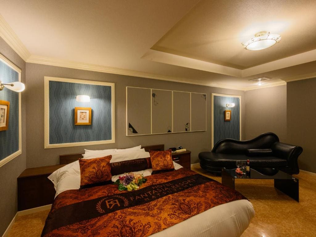 Deluxe Room - Non-Smoking room - Image 2