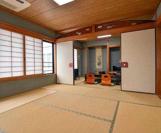 Family Room room - Image 1