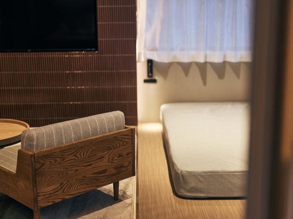 Deluxe Studio room - Image 3