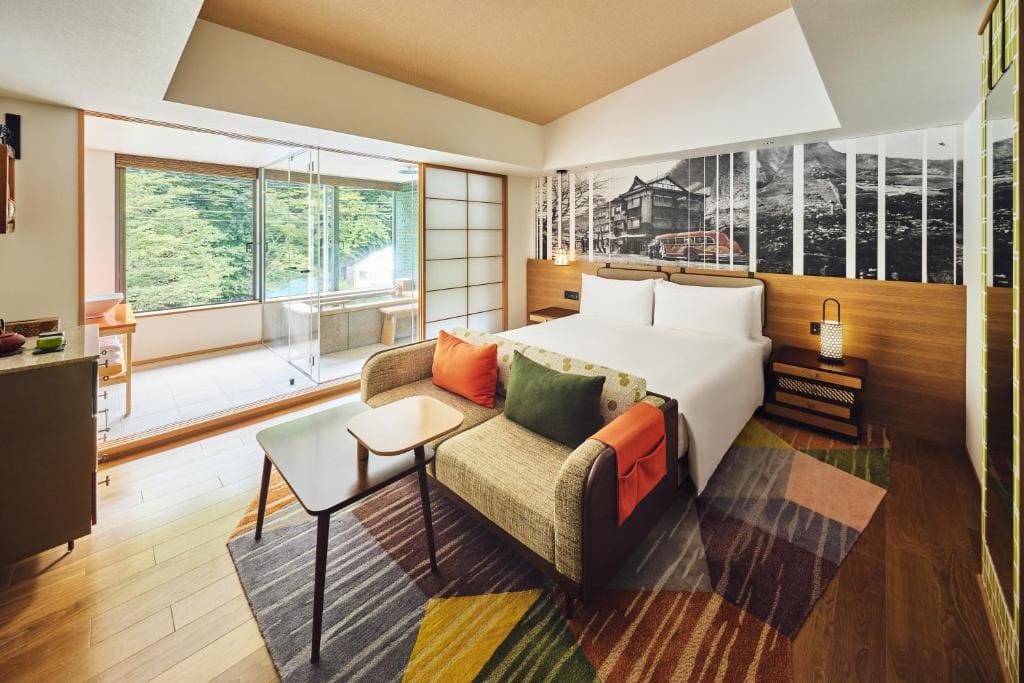 Standard King Room with Mountain View room - Image 2