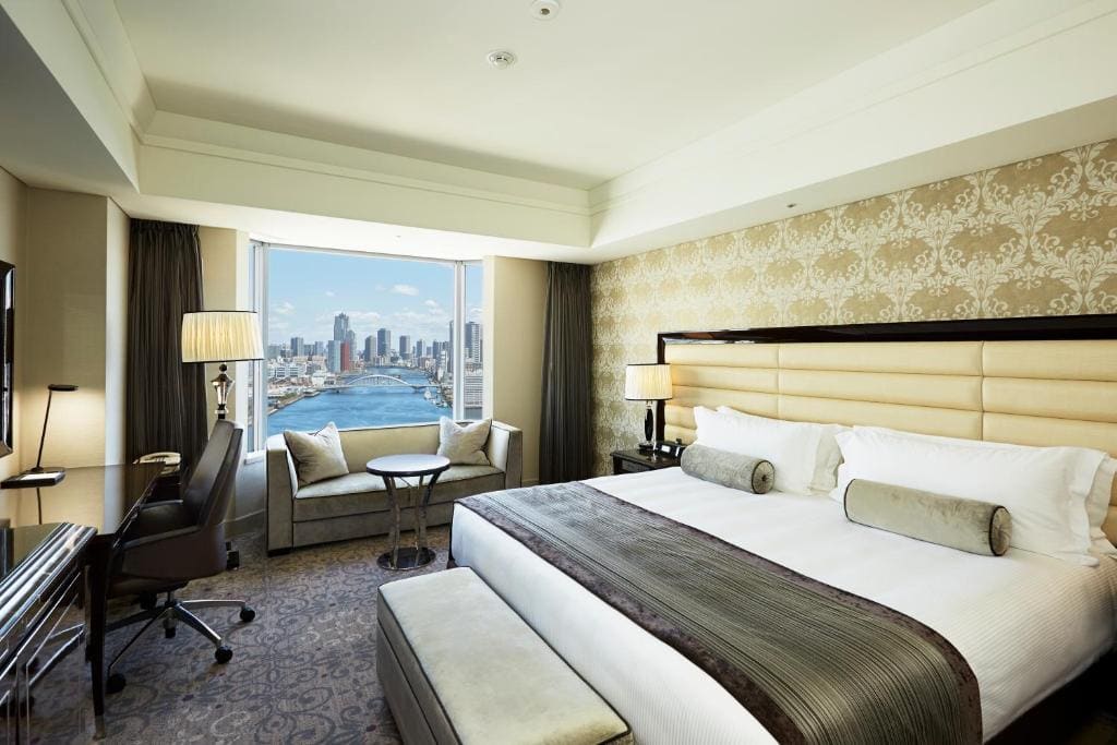 Classic Twin Room Club Lounge Access with River View room - Image 2