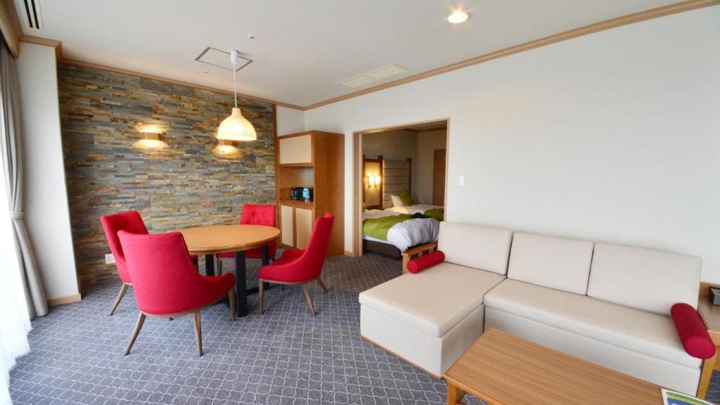 Deluxe Twin Room room - Image 2