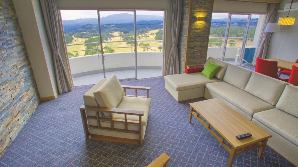Deluxe Twin Room room - Image 3
