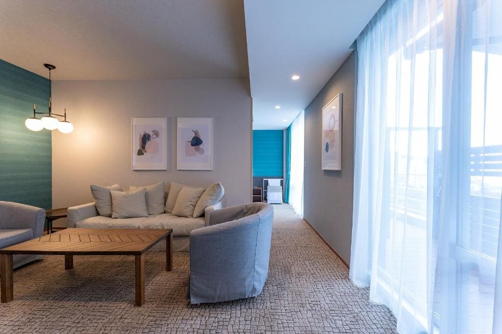 Junior Suite with Ocean View room - Image 1