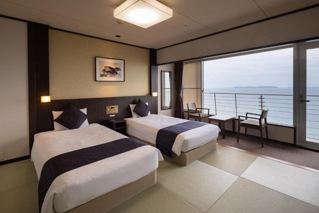 Japanese-style Room - Ocean View with Toilet room - Image 3