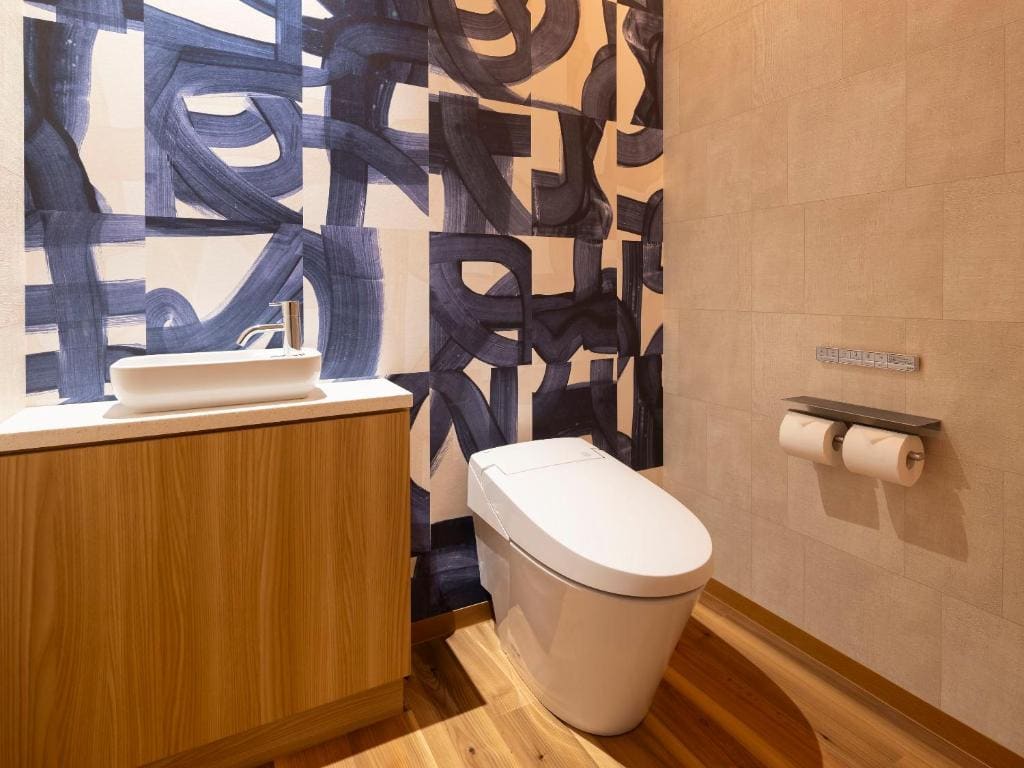 Deluxe Room with Hot Spring Semi-Open-Air Bath room - Image 2